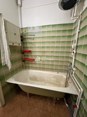 Продам двухкомнатную (2-комн.) квартиру, Ленина ул, 268ка, Южно-Сахалинск г