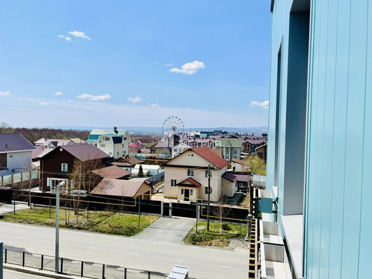 Продам трехкомнатную (3-комн.) квартиру, Боевой Славы ул, 29, Южно-Сахалинск г