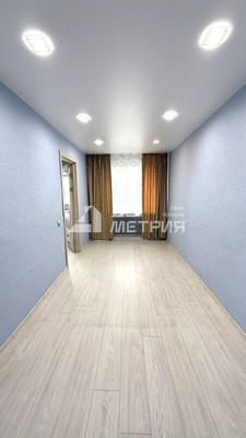 Продам двухкомнатную (2-комн.) квартиру, Ленина ул, 125, Южно-Сахалинск г