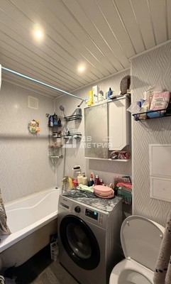 Продам двухкомнатную (2-комн.) квартиру, Тихоокеанская ул, 10 Аа, Южно-Сахалинск г