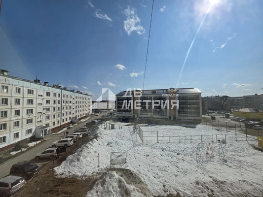 Продам трехкомнатную (3-комн.) квартиру, Им Тельмана ул, 1бкБ, Южно-Сахалинск г