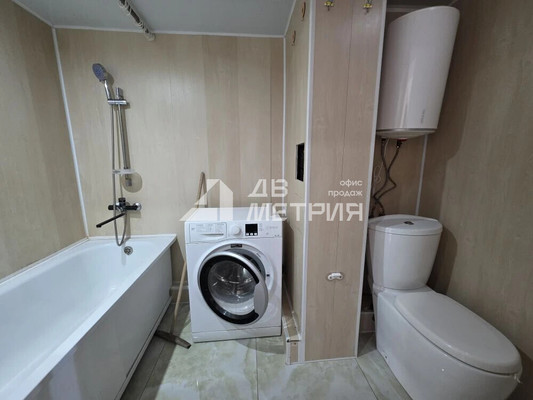Продам трехкомнатную (3-комн.) квартиру, Им Тельмана ул, 1бкБ, Южно-Сахалинск г