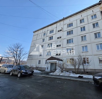 Продам трехкомнатную (3-комн.) квартиру, Им Тельмана ул, 1бкБ, Южно-Сахалинск г