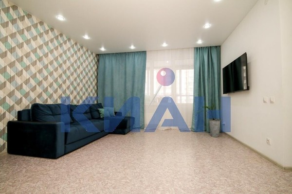 Продам трехкомнатную (3-комн.) квартиру, Лесников ул, 31, Красноярск г