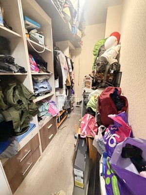 Продам двухкомнатную (2-комн.) квартиру, им Б.П.Полевого ул, 3, Южно-Сахалинск г