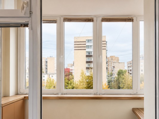 Продам трехкомнатную (3-комн.) квартиру, Староконюшенный пер, 32, Москва г