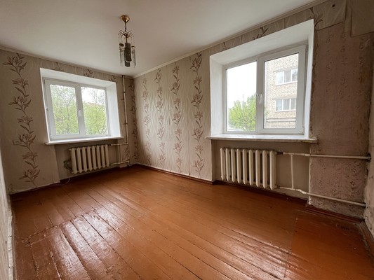 Продам двухкомнатную (2-комн.) квартиру, Главная ул, 67, Казань г