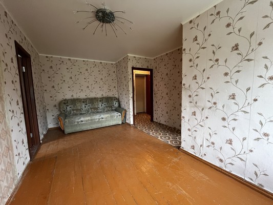 Продам двухкомнатную (2-комн.) квартиру, Главная ул, 67, Казань г