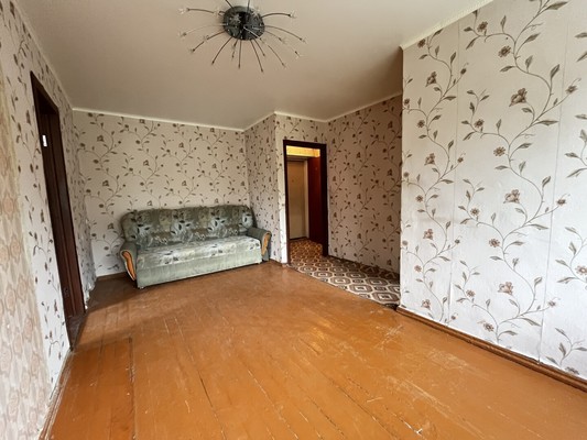 Продам двухкомнатную (2-комн.) квартиру, Главная ул, 67, Казань г