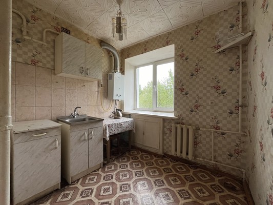 Продам двухкомнатную (2-комн.) квартиру, Главная ул, 67, Казань г