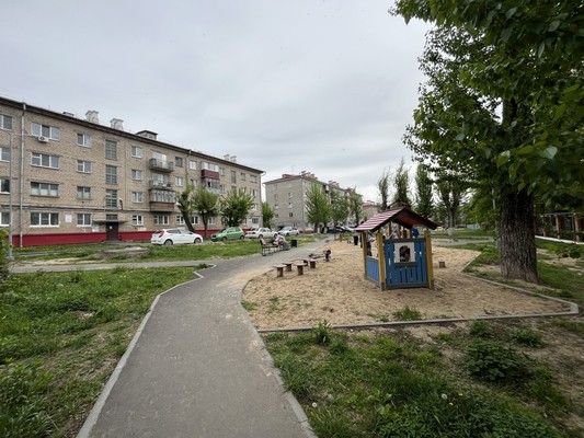 Продам двухкомнатную (2-комн.) квартиру, Главная ул, 67, Казань г