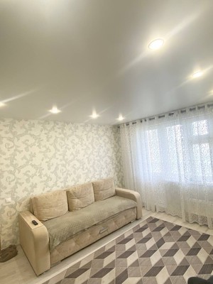 Продам трехкомнатную (3-комн.) квартиру, Победы пр-кт, 34, Казань г