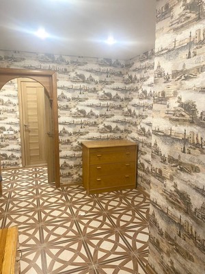 Продам трехкомнатную (3-комн.) квартиру, Победы пр-кт, 34, Казань г