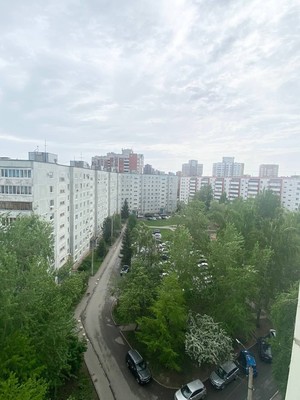 Продам трехкомнатную (3-комн.) квартиру, Победы пр-кт, 34, Казань г