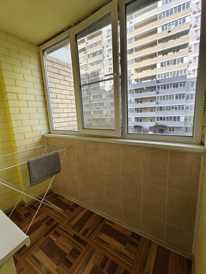 Сдам однокомнатную (1-комн.) квартиру, Кореновская ул, 2к2, Краснодар г