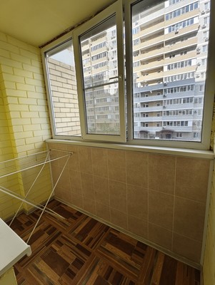 Сдам однокомнатную (1-комн.) квартиру, Кореновская ул, 2к2, Краснодар г