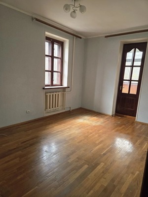 Продам двухкомнатную (2-комн.) квартиру, Гоголя ул, 44кв, Тихорецк г