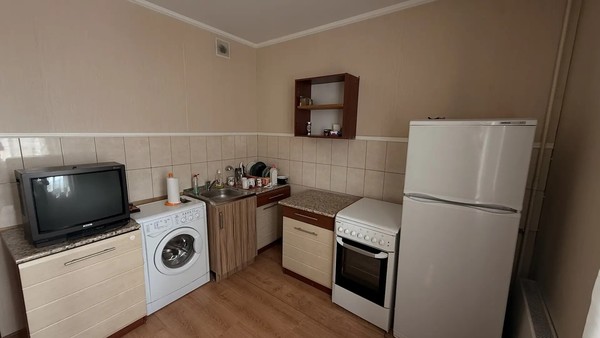 Сдам однокомнатную (1-комн.) квартиру, Академика Комарова ул, 3к2, Москва г