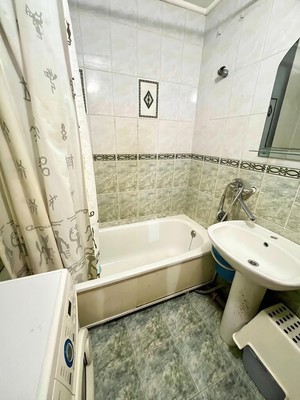 Продам двухкомнатную (2-комн.) квартиру, Сафиуллина ул, 17, Казань г