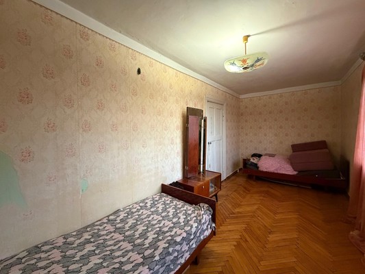 Продам двухкомнатную (2-комн.) квартиру, Ногмова ул, 85, Нальчик г