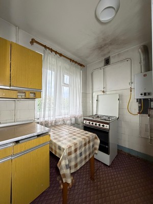 Продам двухкомнатную (2-комн.) квартиру, Ногмова ул, 85, Нальчик г