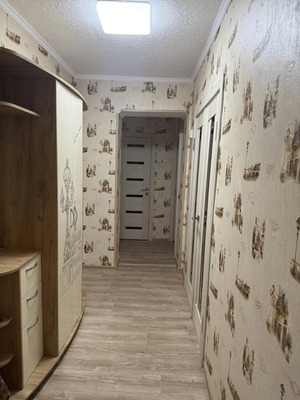 Продам двухкомнатную (2-комн.) квартиру, Комсомольская ул, 276, Кропоткин г