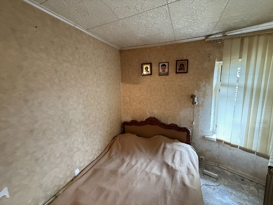 Продам трехкомнатную (3-комн.) квартиру, Симферопольская ул, 40, Симферополь г