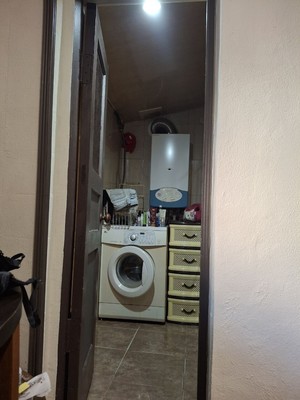 Продам трехкомнатную (3-комн.) квартиру, Симферопольская ул, 40, Симферополь г