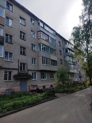 Продам двухкомнатную (2-комн.) квартиру, Солнечный проезд, 2дробь16, Алексин г