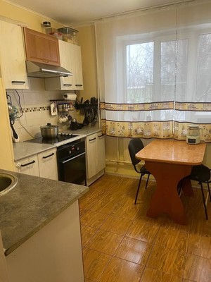 Продам многокомнатную квартиру, Большевиков пр-кт, 30Ак4, Санкт-Петербург г
