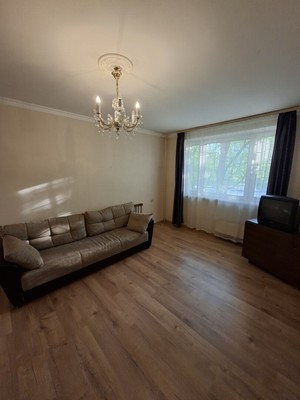 Продам однокомнатную (1-комн.) квартиру, Маршала Голованова ул, 13, Москва г
