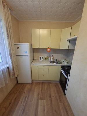 Продам однокомнатную (1-комн.) квартиру, Маршала Голованова ул, 13, Москва г
