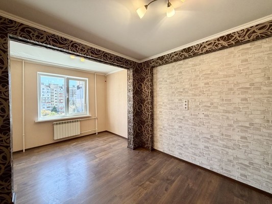 Продам однокомнатную (1-комн.) квартиру, Балаклавская ул, 97, Симферополь г