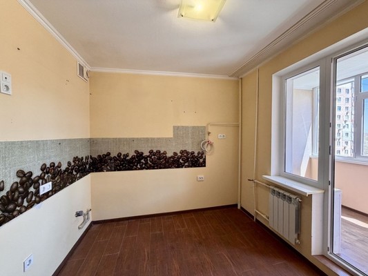 Продам однокомнатную (1-комн.) квартиру, Балаклавская ул, 97, Симферополь г