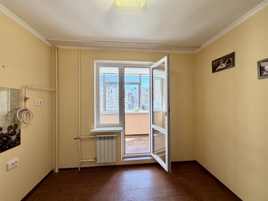 Продам однокомнатную (1-комн.) квартиру, Балаклавская ул, 97, Симферополь г