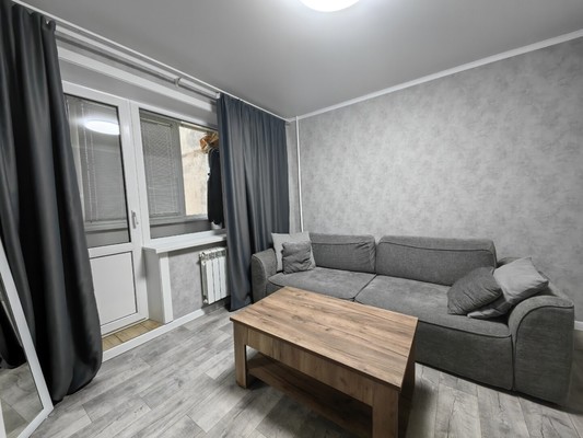 Продам трехкомнатную (3-комн.) квартиру, Великой Победы б-р, 30, Волгодонск г