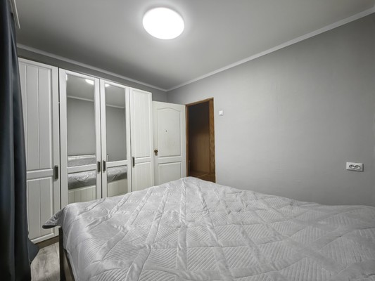 Продам трехкомнатную (3-комн.) квартиру, Великой Победы б-р, 30, Волгодонск г
