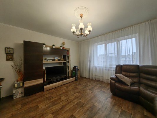 Продам трехкомнатную (3-комн.) квартиру, Великой Победы б-р, 30, Волгодонск г