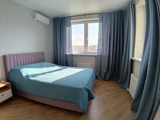 Продам однокомнатную (1-комн.) квартиру, Ветеранов ул, 85к5, Краснодар г
