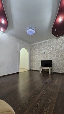 Продам двухкомнатную (2-комн.) квартиру, Свердлова ул, 30, Октябрьский г