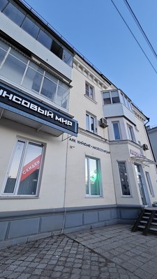 Продам двухкомнатную (2-комн.) квартиру, Свердлова ул, 30, Октябрьский г