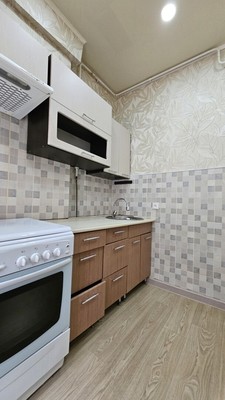 Продам двухкомнатную (2-комн.) квартиру, Свердлова ул, 30, Октябрьский г