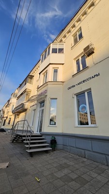 Продам двухкомнатную (2-комн.) квартиру, Свердлова ул, 30, Октябрьский г