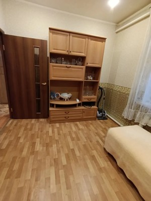 Продам трехкомнатную (3-комн.) квартиру, Судостроительная ул, 8, Нижний Новгород г