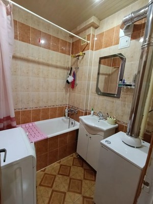 Продам трехкомнатную (3-комн.) квартиру, Судостроительная ул, 8, Нижний Новгород г