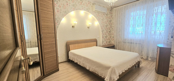 Продам двухкомнатную (2-комн.) квартиру, Московская ул, 59, Краснодар г