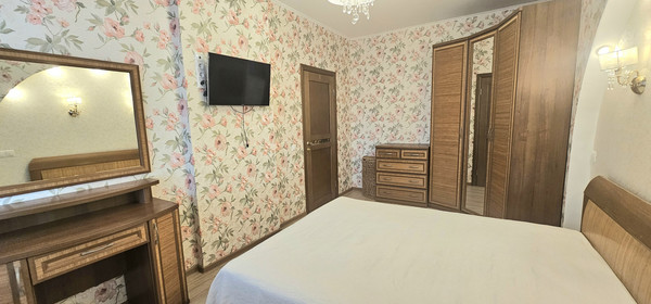 Продам двухкомнатную (2-комн.) квартиру, Московская ул, 59, Краснодар г