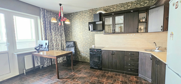 Продам трехкомнатную (3-комн.) квартиру, им. Героя Аверкиева А.А. ул, 24, Краснодар г