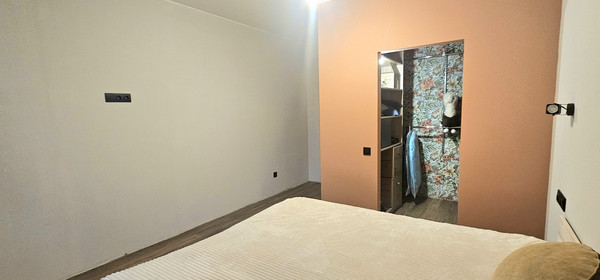 Продам трехкомнатную (3-комн.) квартиру, им. Героя Аверкиева А.А. ул, 24, Краснодар г