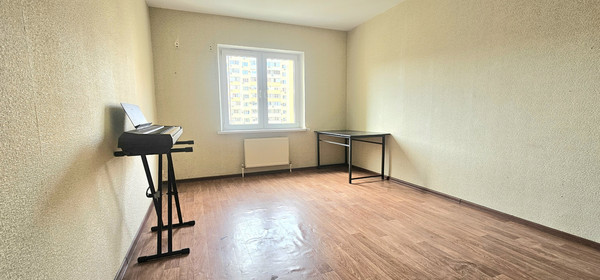 Продам трехкомнатную (3-комн.) квартиру, им. Героя Аверкиева А.А. ул, 24, Краснодар г